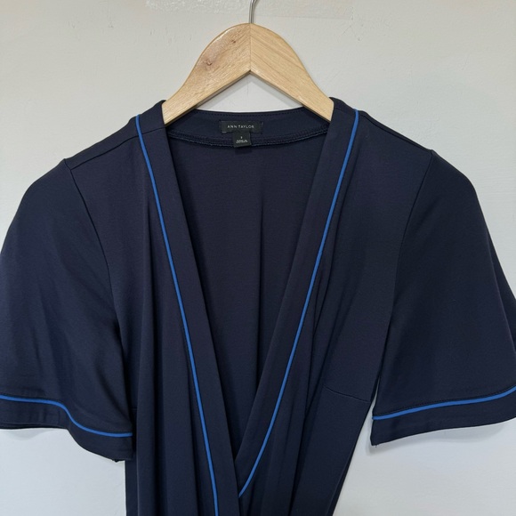 Ann Taylor Navy Wrap dress Size 2 - Picture 3 of 5